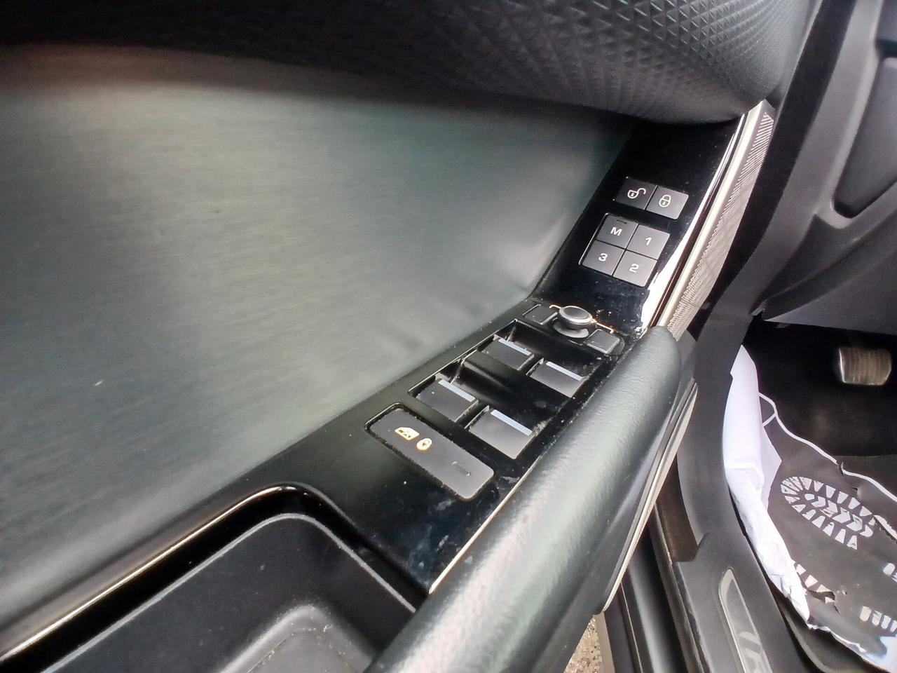 Land Rover Range Rover Velar 2.0D I4 240 CV S
