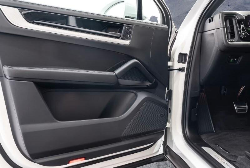 PORSCHE Cayenne Coupé Cayenne Coupé 3.0 V6 E-...