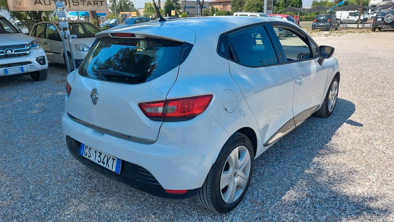 Renault Clio 1.2 75CV 5 porte Live