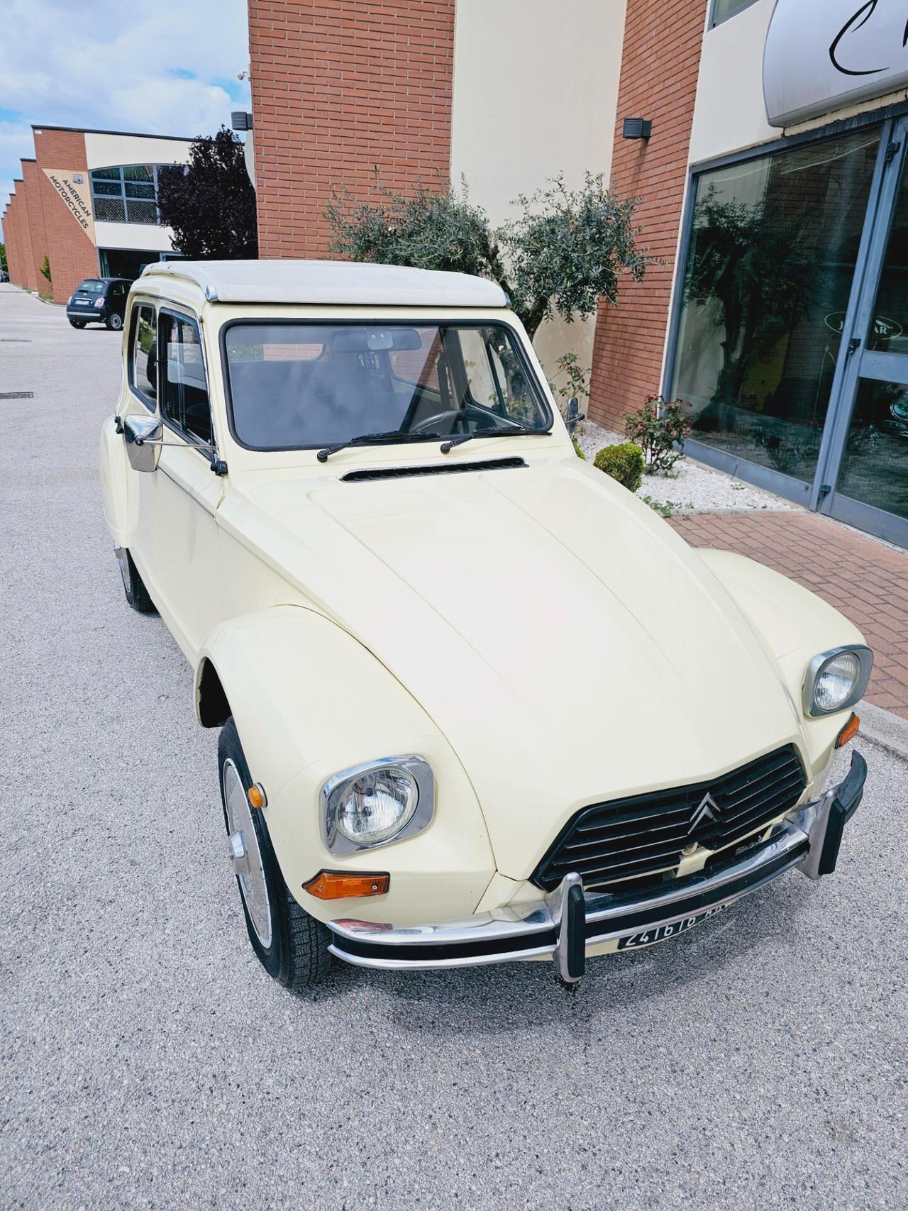 Citroen 2CV 6 Special Diane Asi con Crs