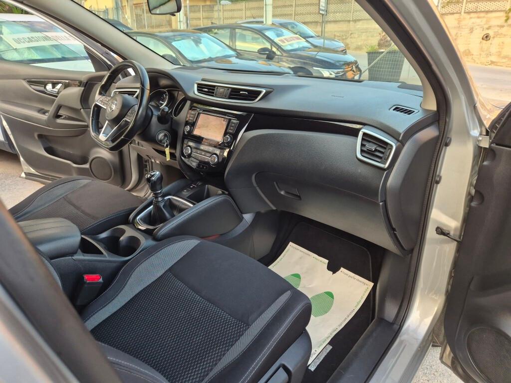 Nissan Qashqai 1.5 dCi 115CV E6 NAVI CAMERA