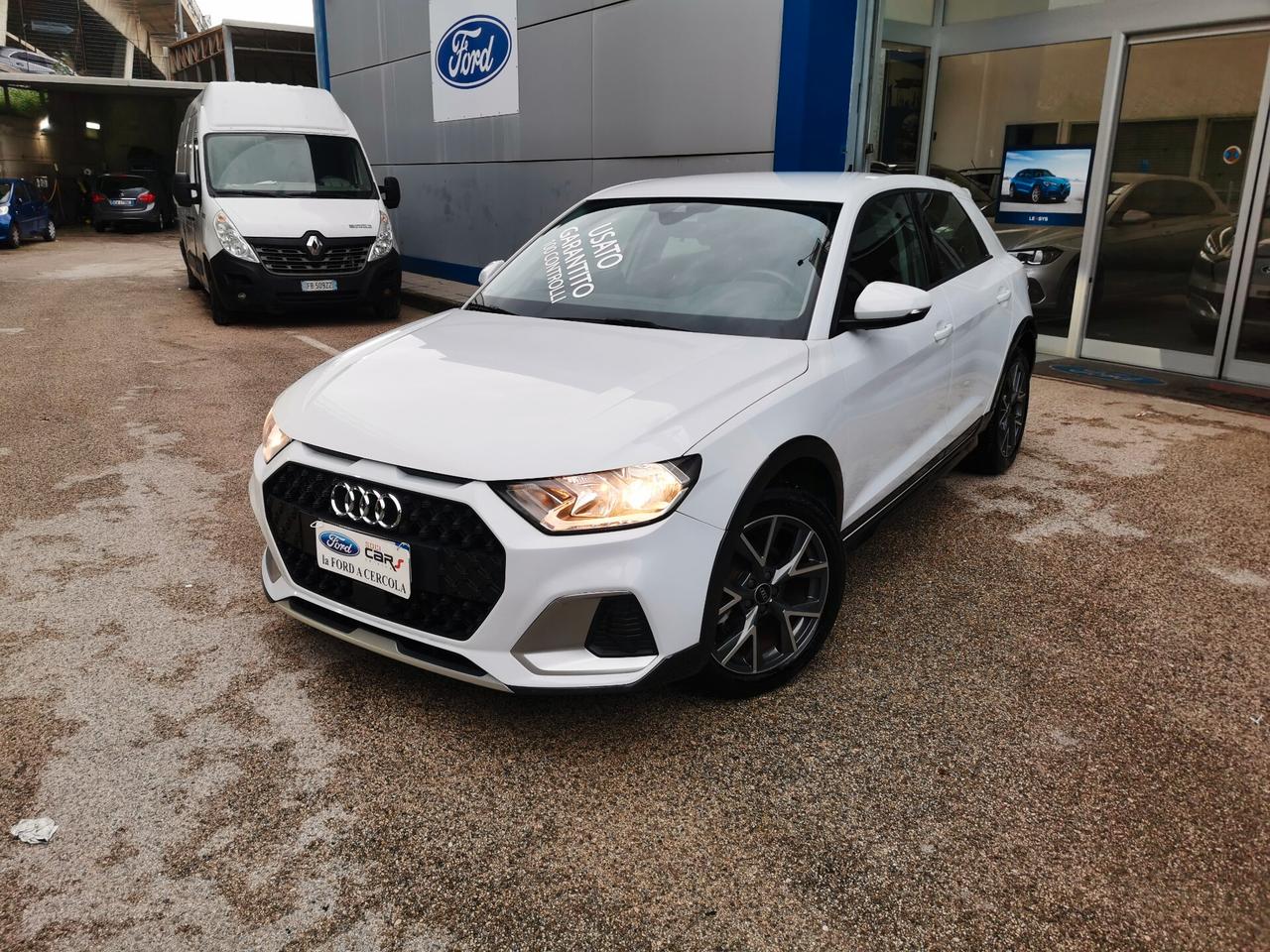 Audi A1 citycarver 30 TFSI 110cv S tronic Identity Contrast