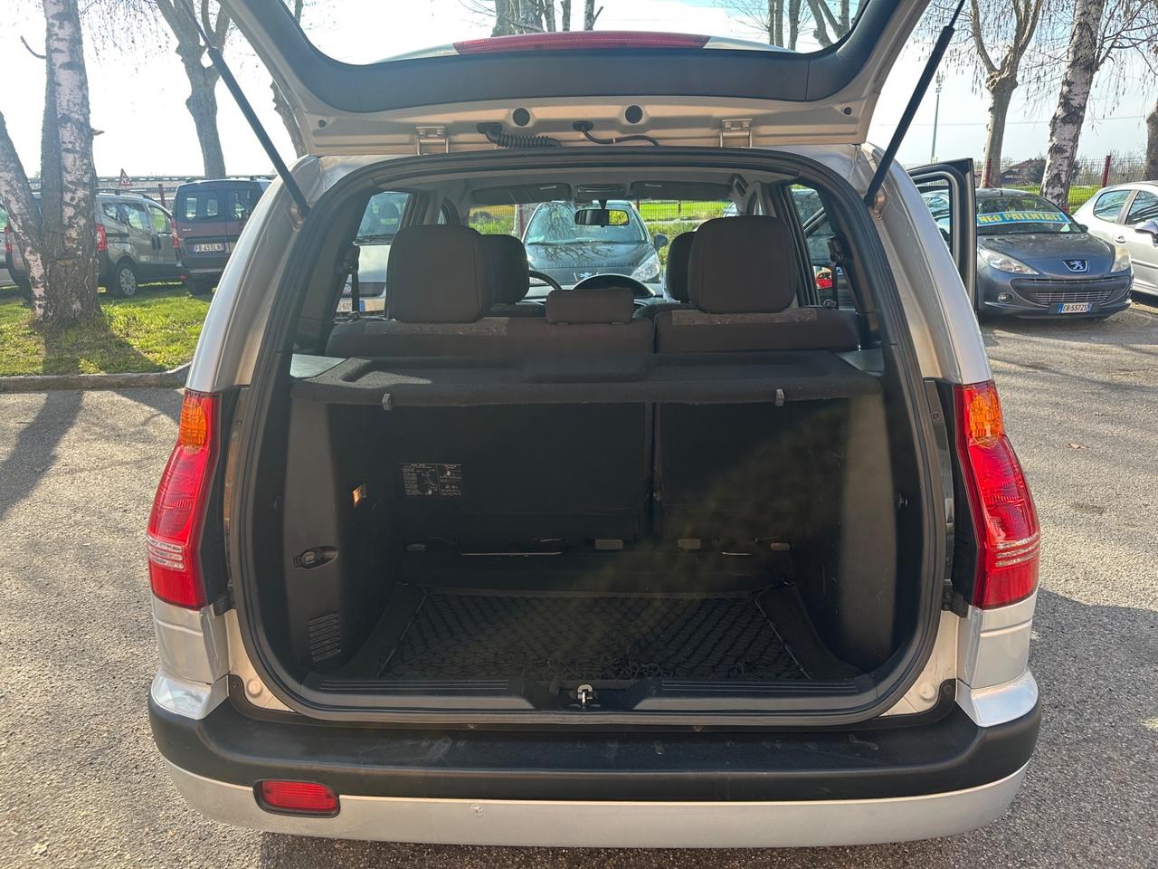 Hyundai Matrix 1.6 16V GLS Plus
