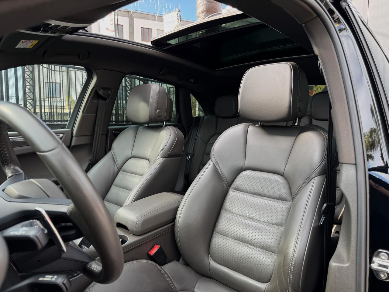 Porsche Macan 2.0 Turbo Benzina 265CV PDK TETTO