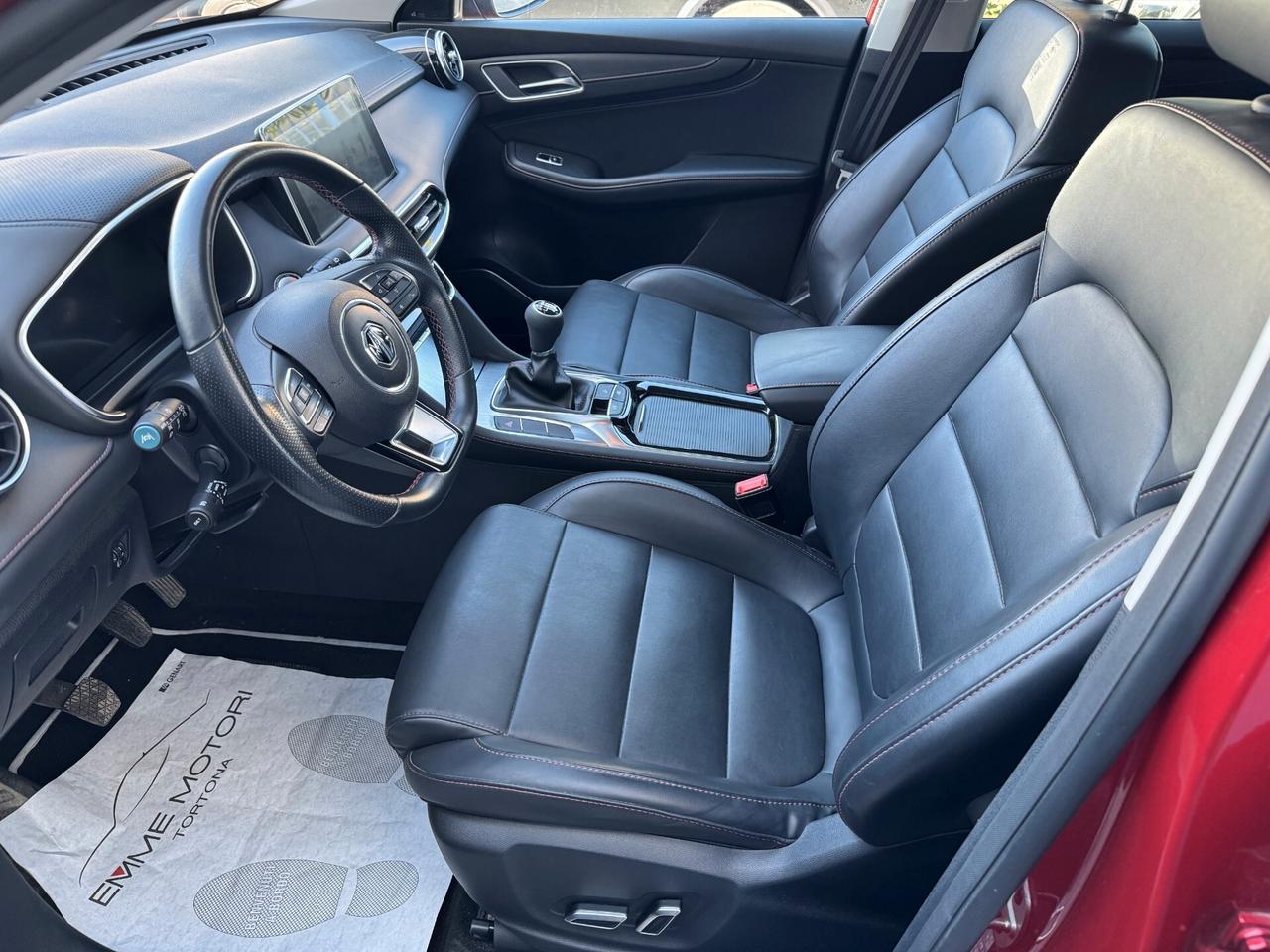 MG HS HS I 1.5 t Luxury / NO VINCOLI