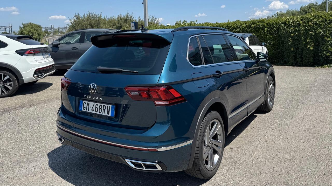 Volkswagen Tiguan 2.0 tdi R-Line 150cv DSG / NO VINCOLI
