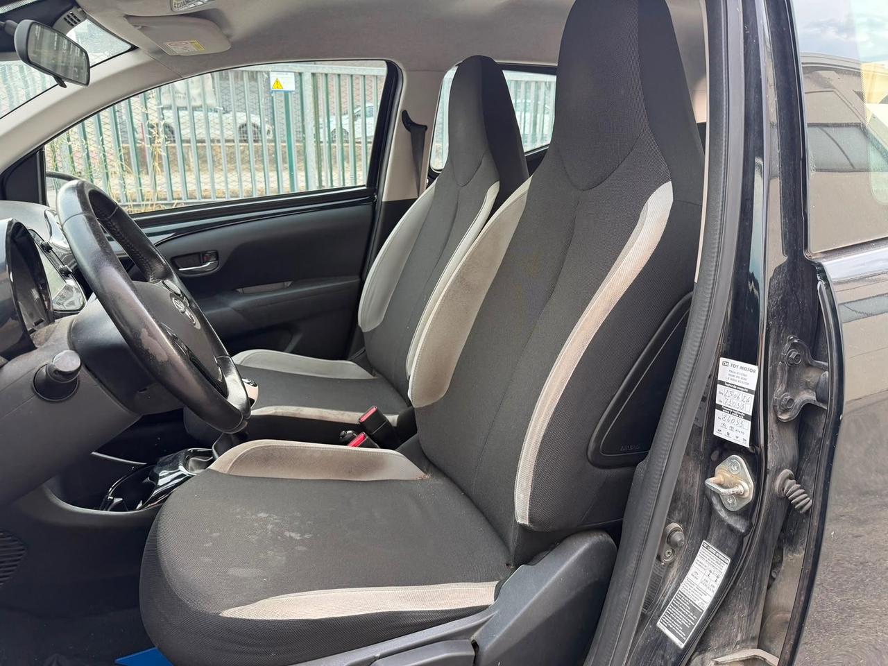 Toyota Aygo 1.0 VVT-i AUTO INCIDENTATA 99000 KM