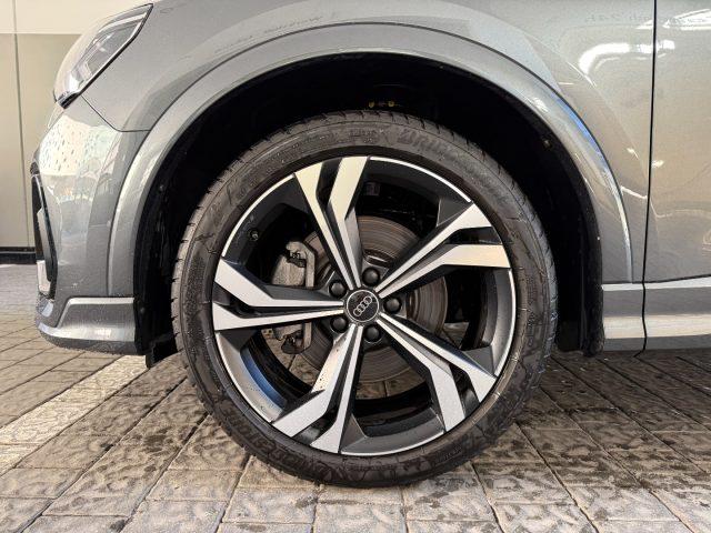 AUDI Q3 40 TFSI quattro S tronic S line Matrix GANCIO 20"