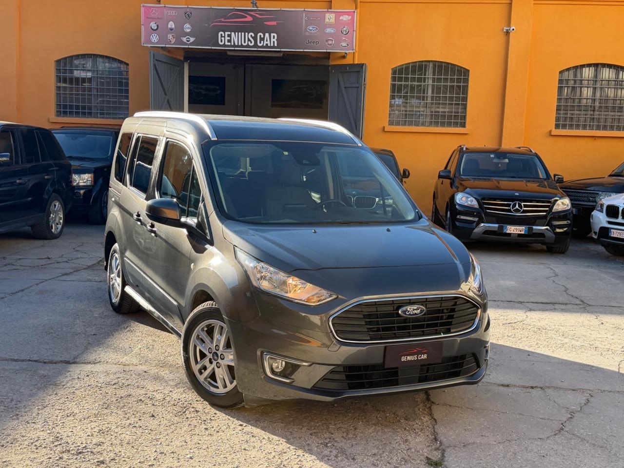 Ford Tourneo Connect 1.5 TDCi 120 CV Titanium