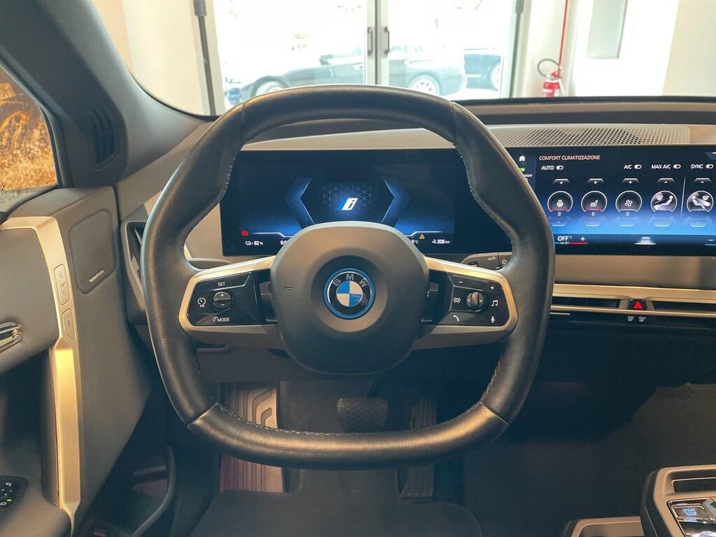 BMW iX 40 xDrive