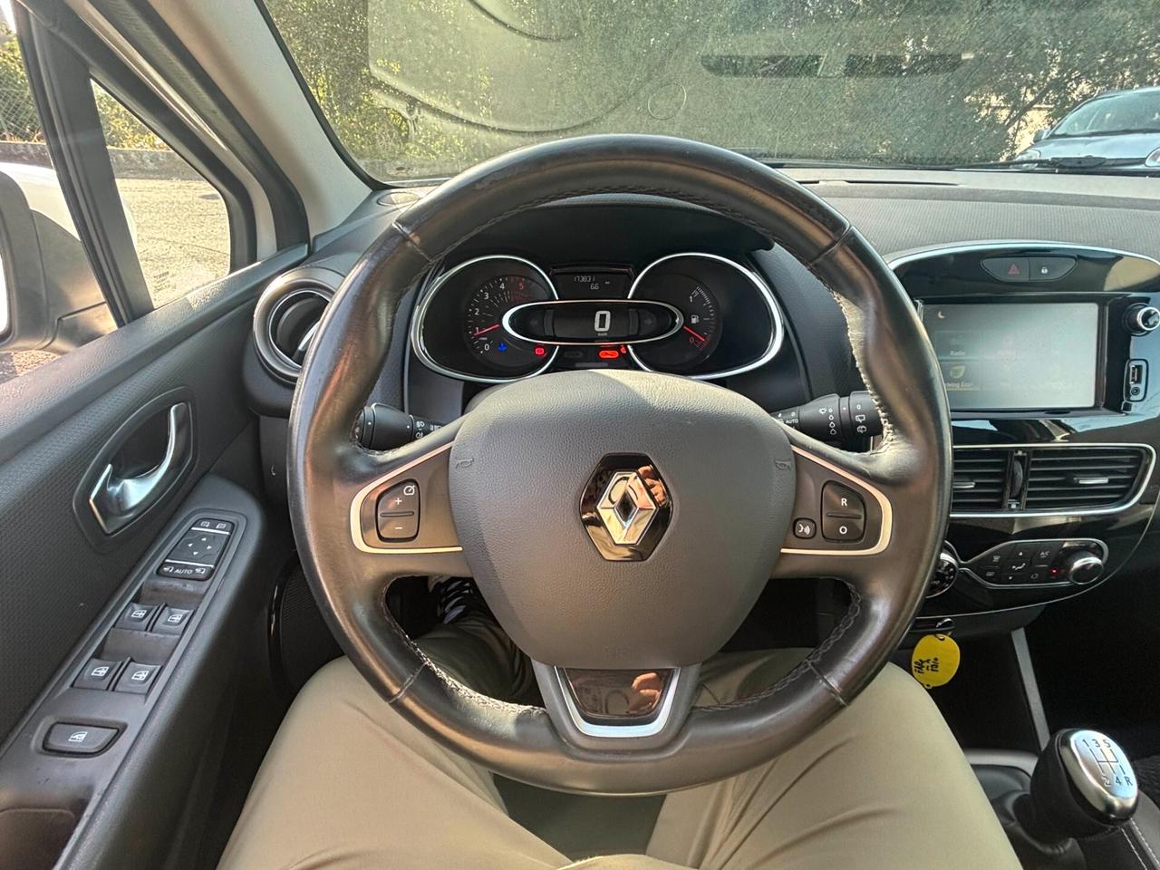 Renault Clio dCi 8V 90CV EDC Start&Stop 5 porte Energy Intens