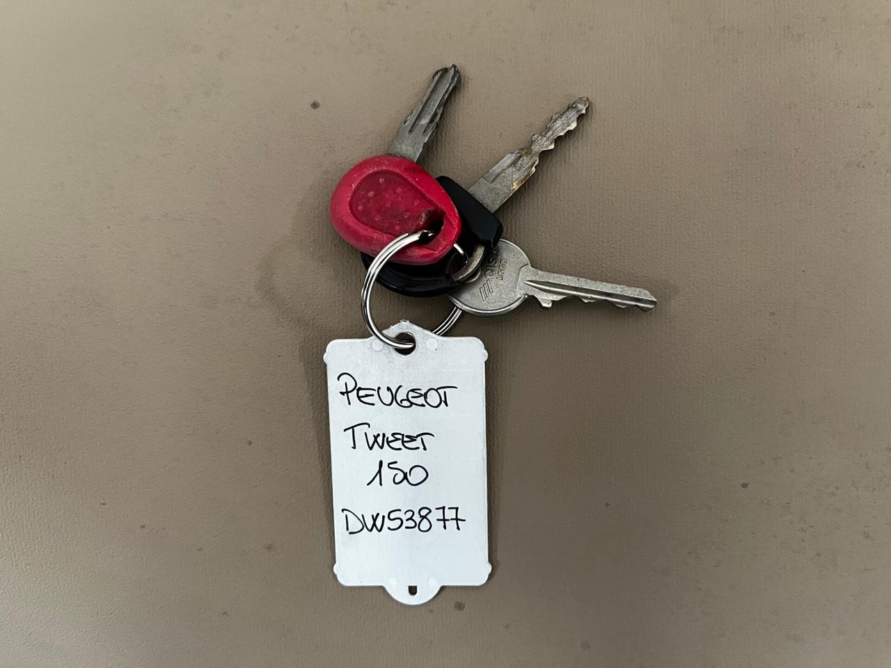 Peugeot Tweet 150cc BAULETTO TAGLIANDO APPENA FATTO