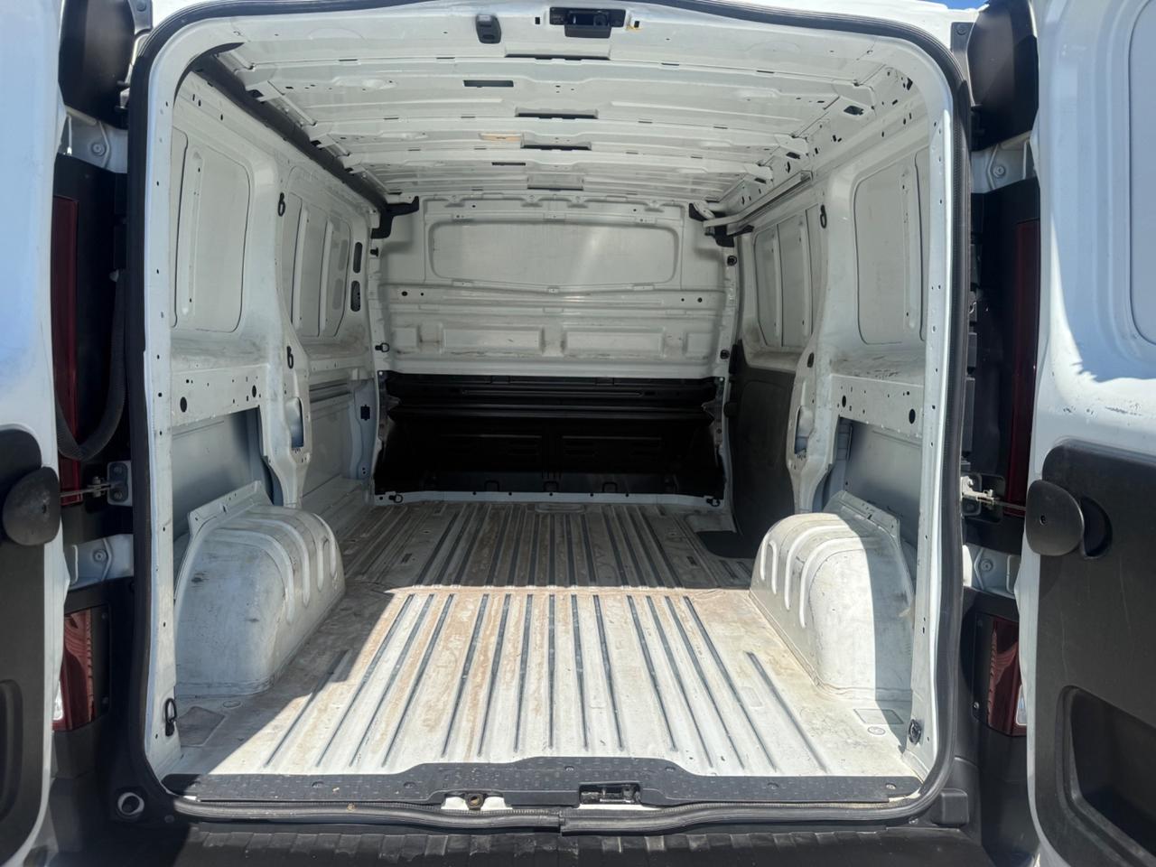 Renault Trafic T28 2.0Dci 110Cv Iva Compresa