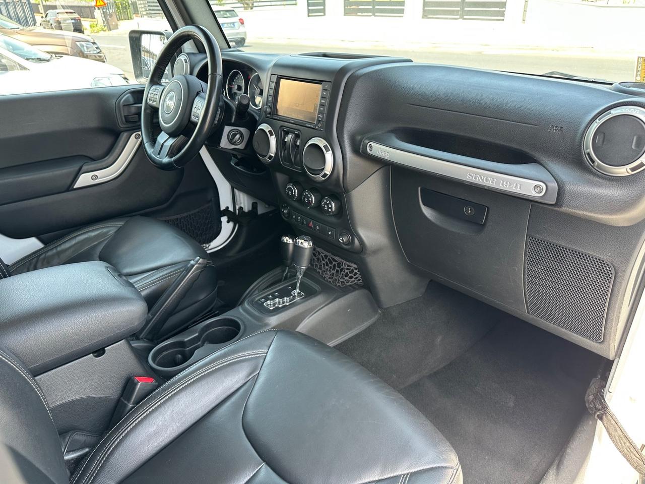 Jeep Wrangler 2.8 CRD DPF Sahara Auto