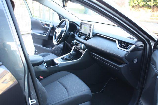 TOYOTA RAV 4 MY23 RAV4 2.5 HV (218CV) E-CVT 2WD Active