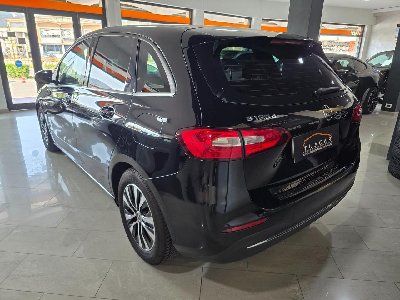 Mercedes-Benz B 180 Sport #11918
