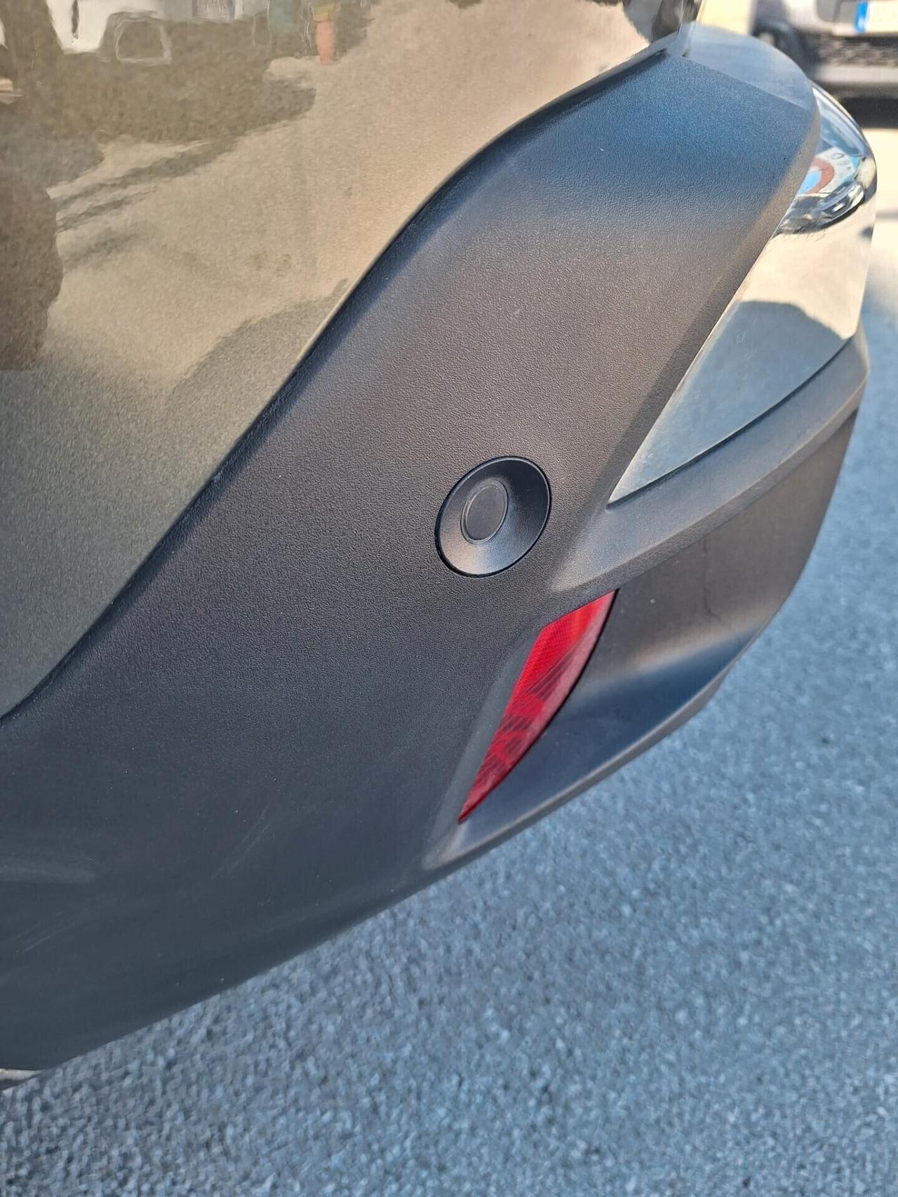 Peugeot 3008 BlueHDi 130 S&S EAT8 Allure