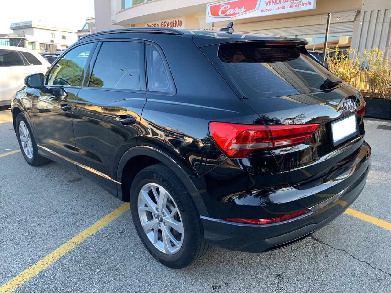 Audi Q3 40 TDI quattro S tronic Business Advanced