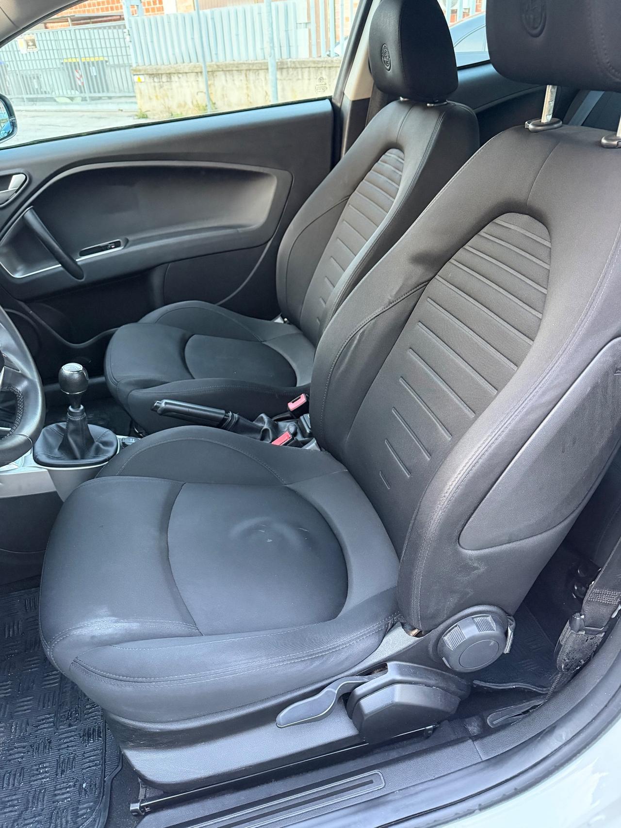 Alfa Romeo MiTo 1.3 JTDm 95 CV S&S Urban