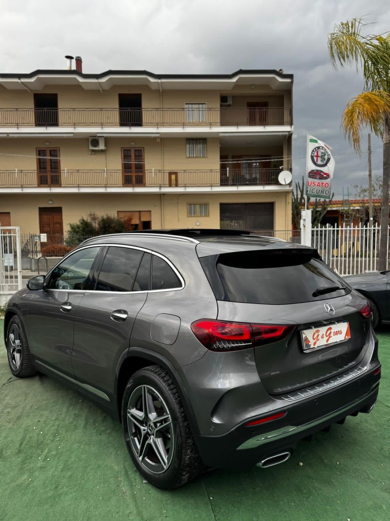 Mercedes-benz GLA 200 d Automatic Premium + Tetto