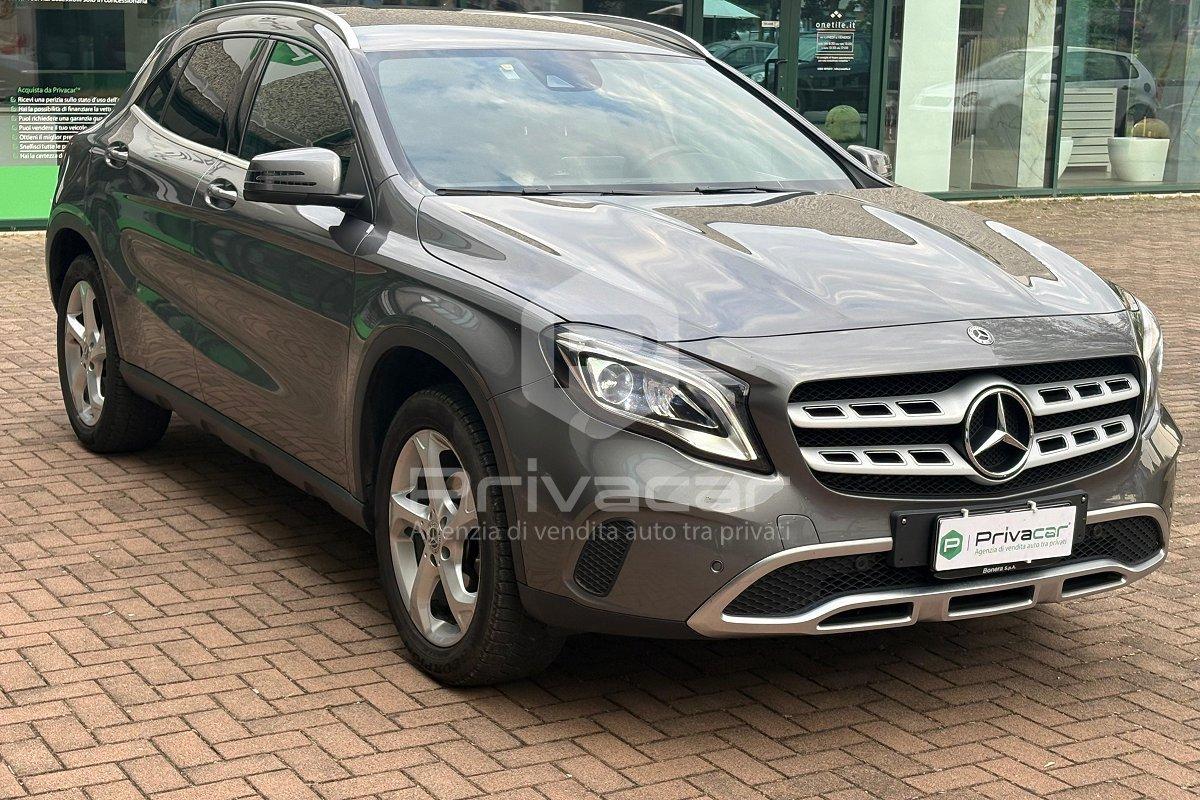 MERCEDES GLA 200 d Automatic Sport