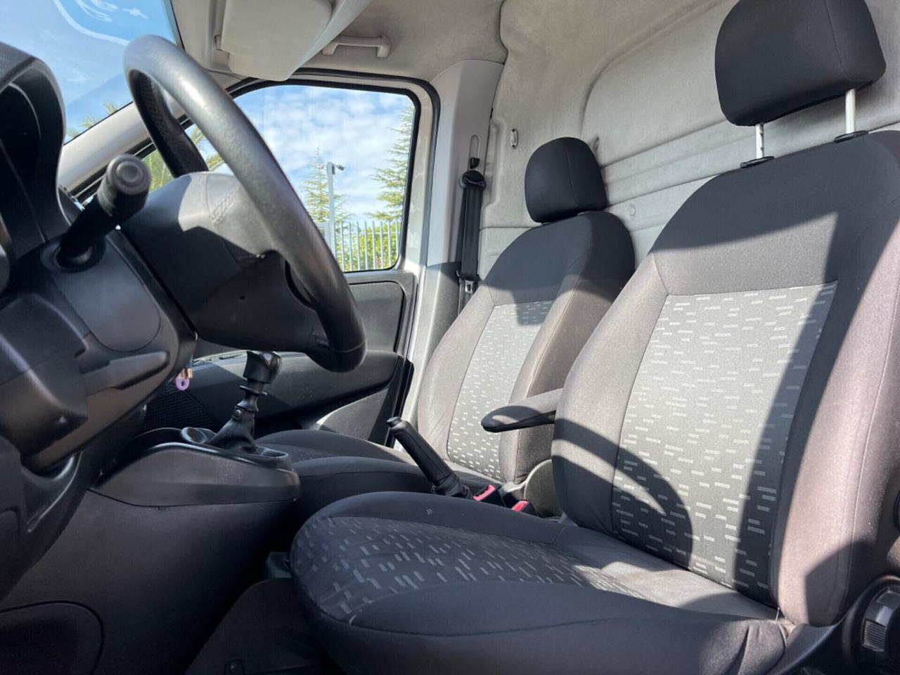 Opel Combo 1.6 MJT 105cv Passo Lungo - 2015