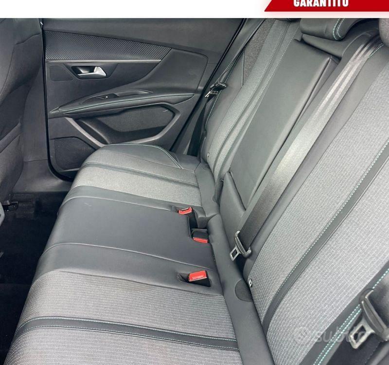 PEUGEOT 3008 BLUE HDI 130 S&S EAT8 ALLURE PACH