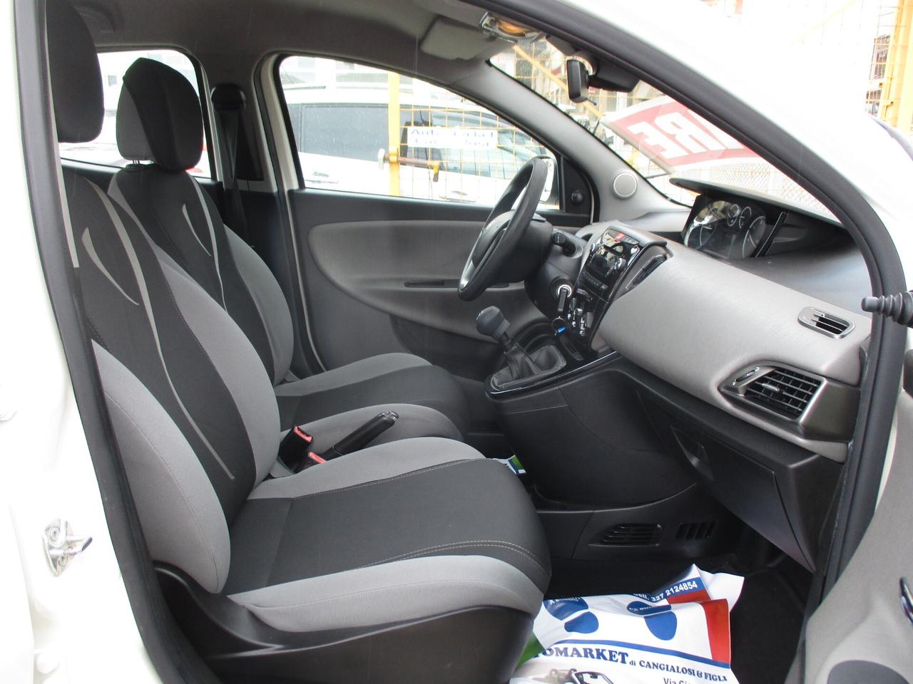 Lancia Ypsilon 1.3 MJT 16V 95 CV MOLTO BELLA 2012