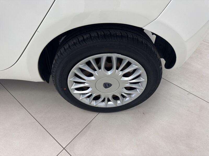 Lancia Ypsilon Ypsilon 1.3 MJT 16V 95 CV 5 porte S&S Silver