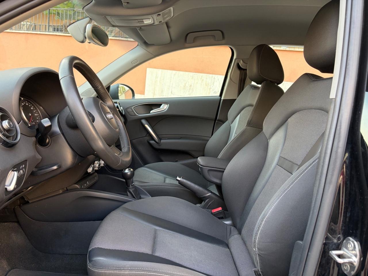 Audi A1 1.2 TFSI Ambition s-line