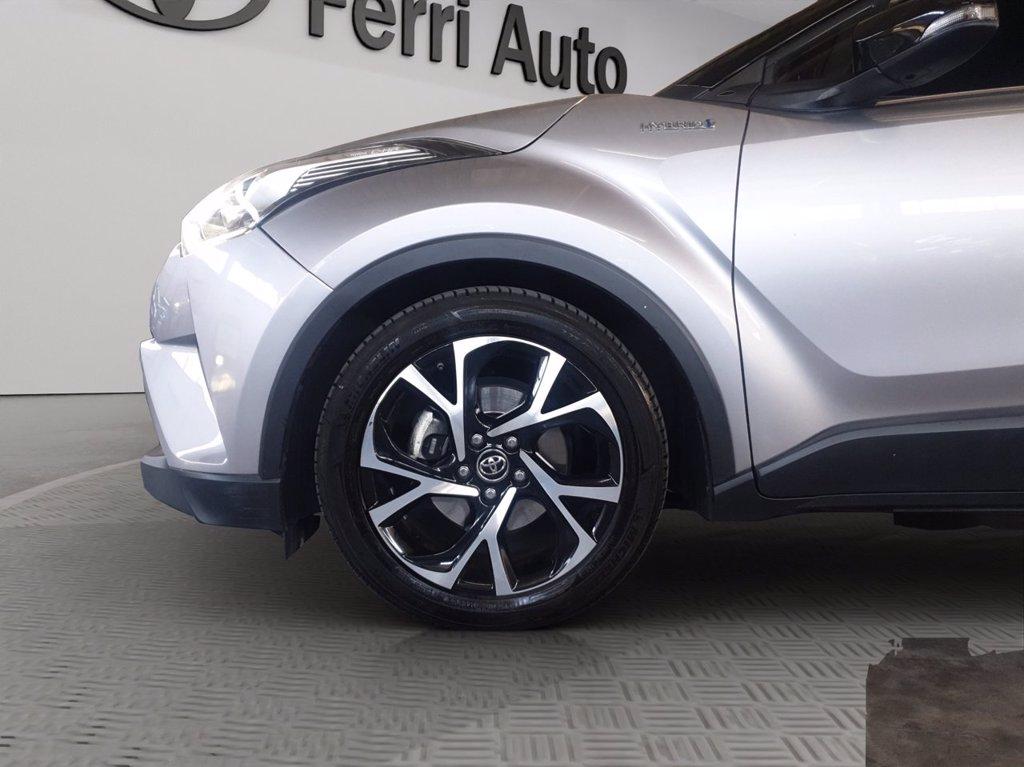 TOYOTA C-hr 1.8h style 2wd e-cvt del 2017