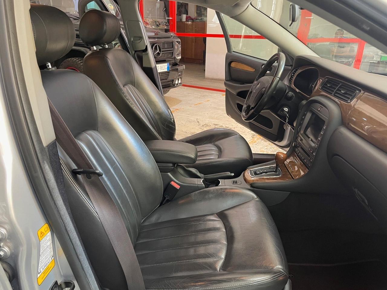 Jaguar X-Type 2.5 V6 24V cat Executive ASI!!!