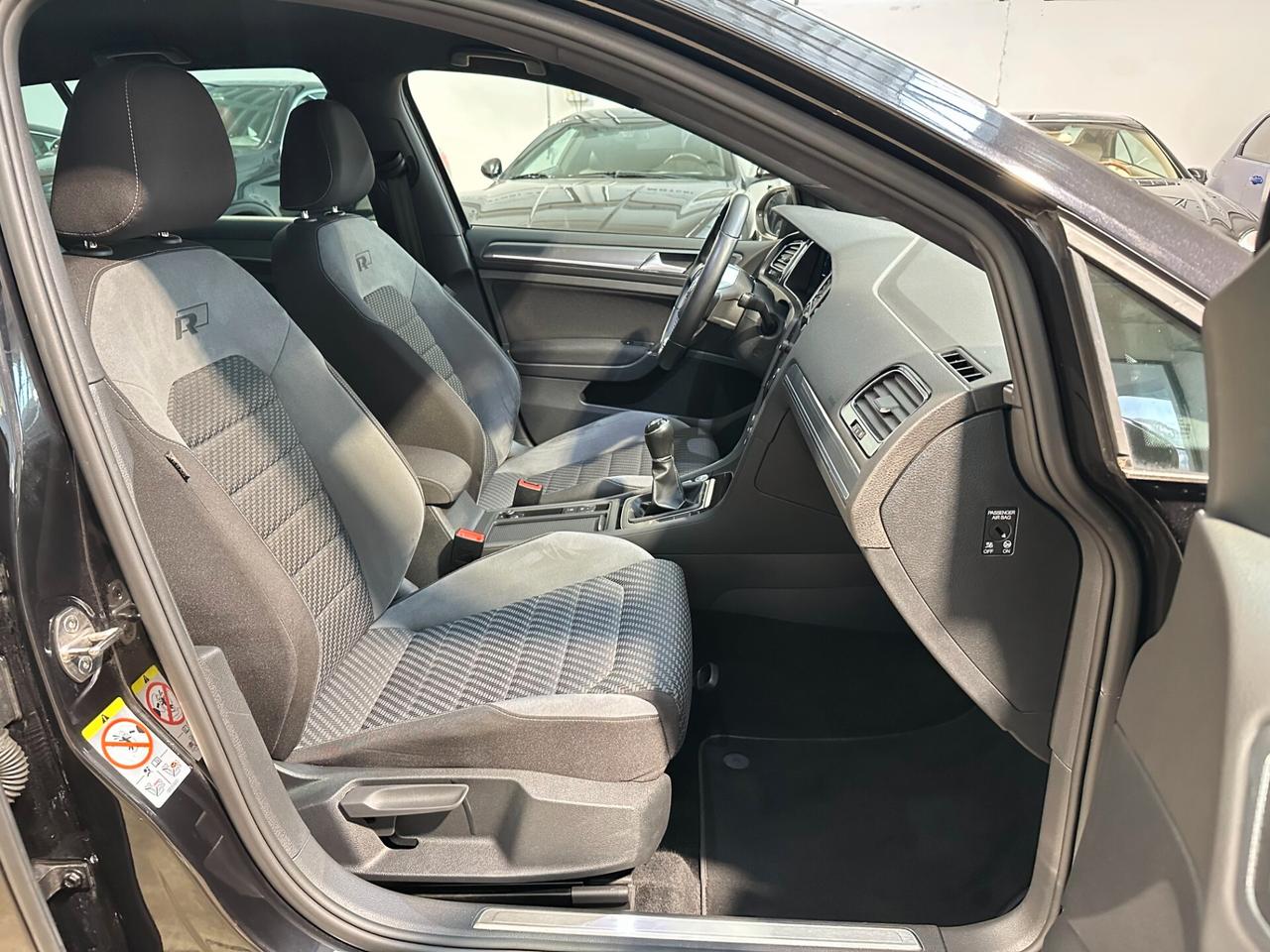 Volkswagen Golf 1.5 TSI ACT - R line Apple Car Play Full LED
