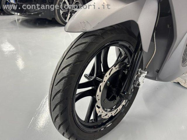 SYM SYMPHONY ST 125 ABS/LC SR