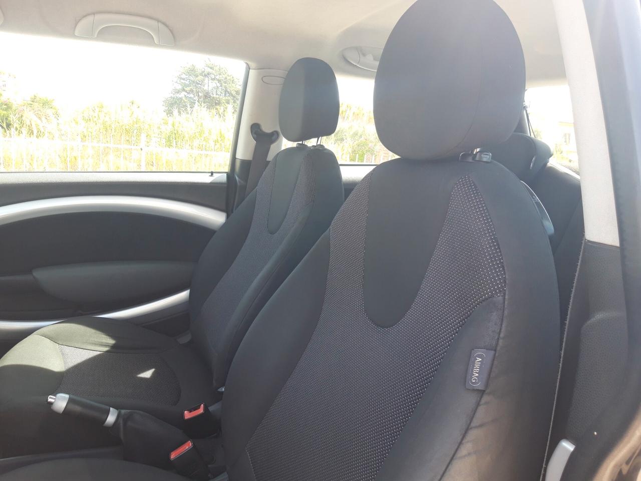 Mini Cooper D 1.6 16V 110cv