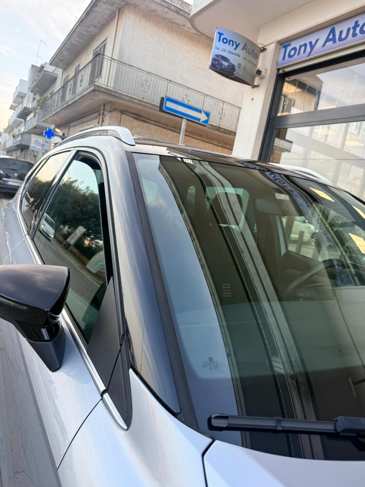 Seat Arona 1.0 TGI FR BENZINA/METANO DI SERIE, CON APPLE CARPLAY,ANDROID AUTO,TELECAMERA,NAVI,FULL LED