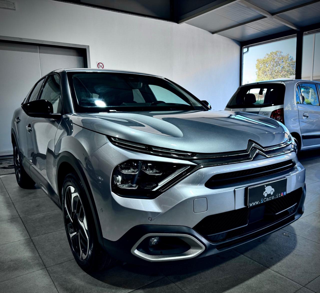 Citroen C4 1.2 130CV EAT8 Shine