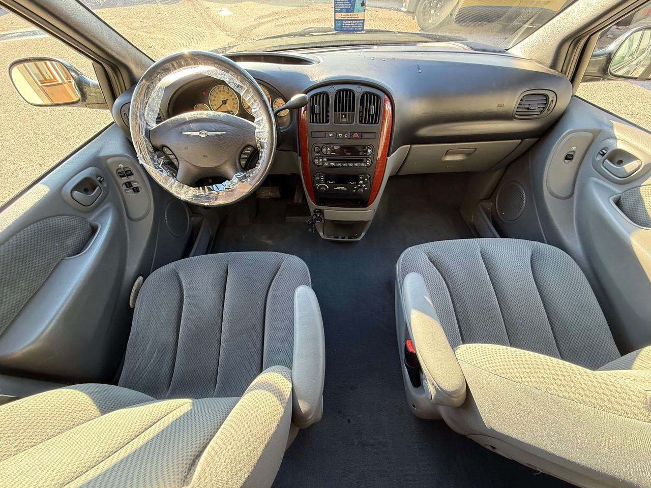 Chrysler Voyager Grand 2.8 CRD cat Limited Auto