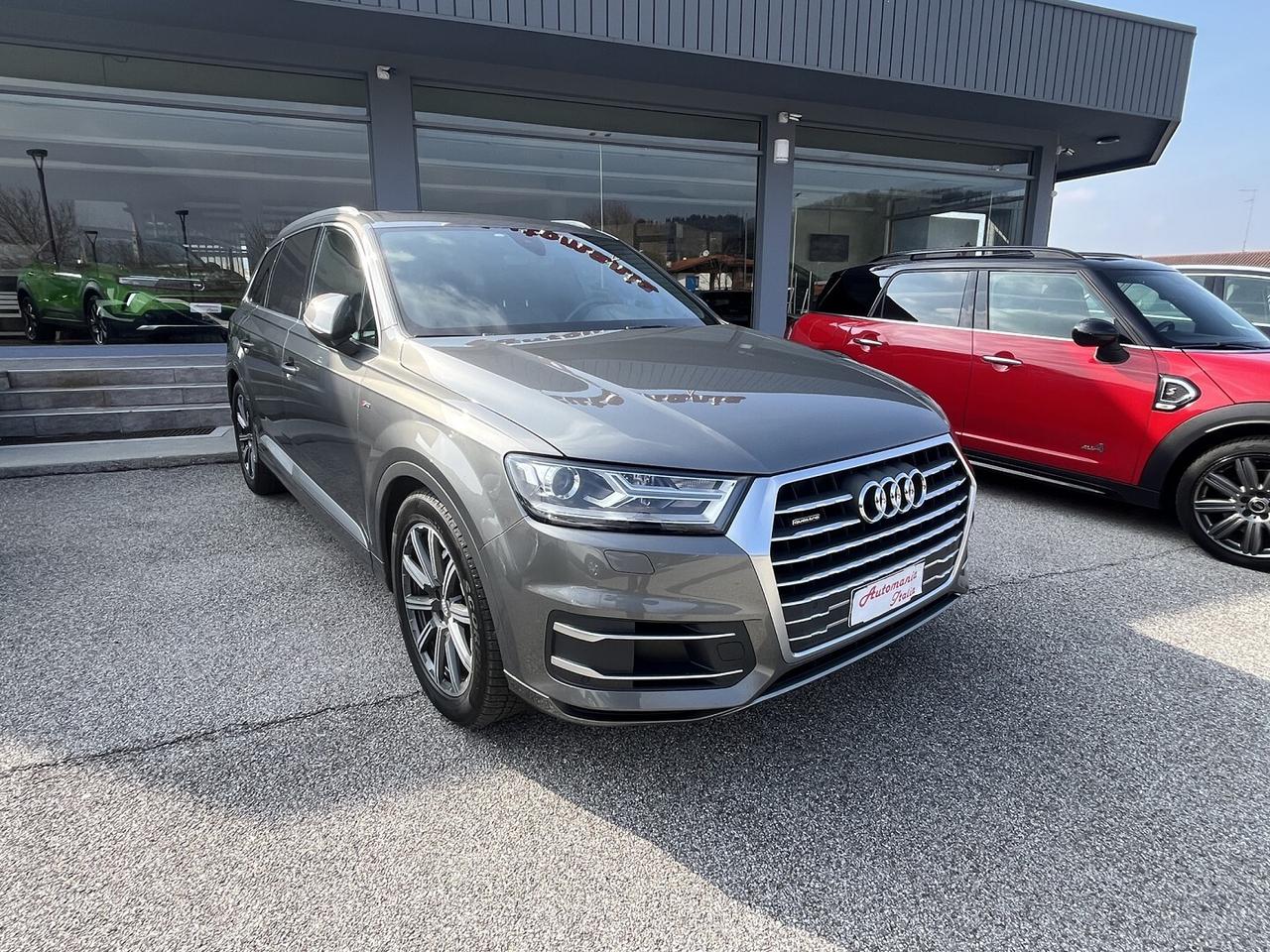 AUDI Q 7 3000 TDI 272 CV S.LINE ( GANCIO TRAINO )