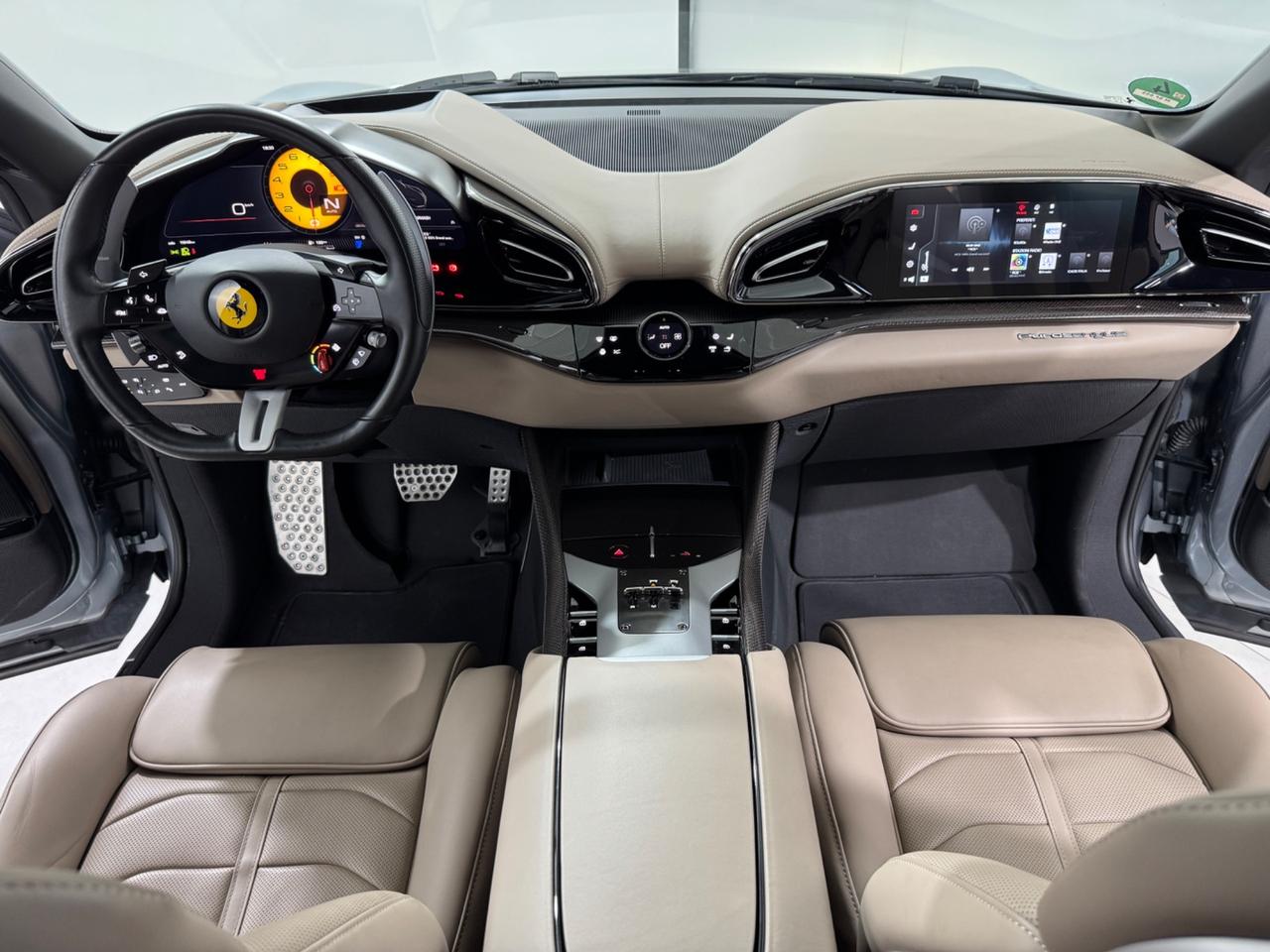 Ferrari Purosangue 6.5 V12 725 CV F1 DCT 8 rapporti – Extracampionari
