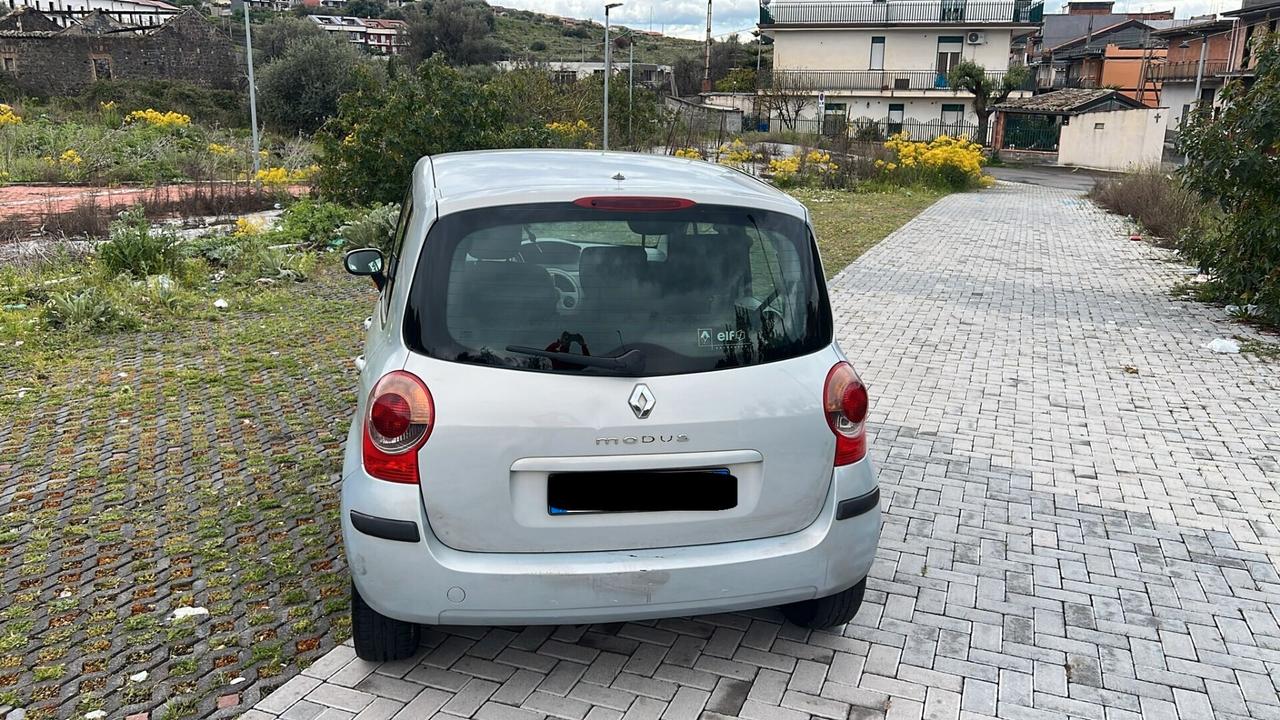 Renault Modus 1.5DCI 140000KM A-F-F-A-R-E