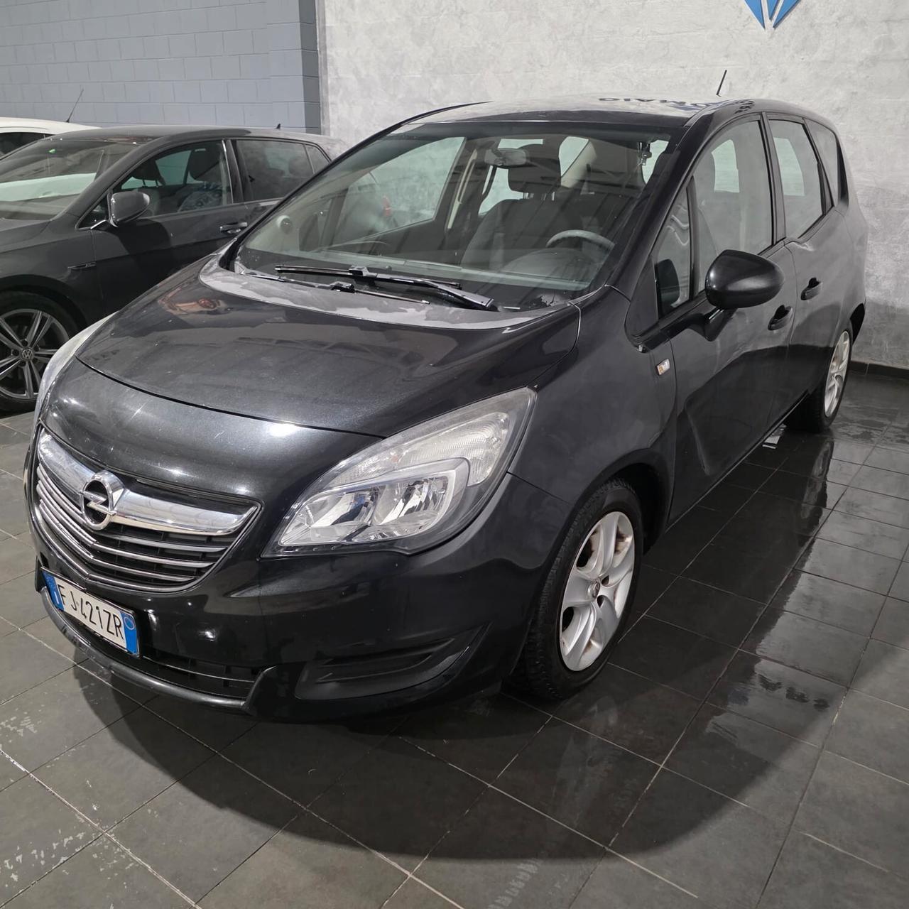 Opel Meriva 1.4 BENZINA NEOPATENTATI