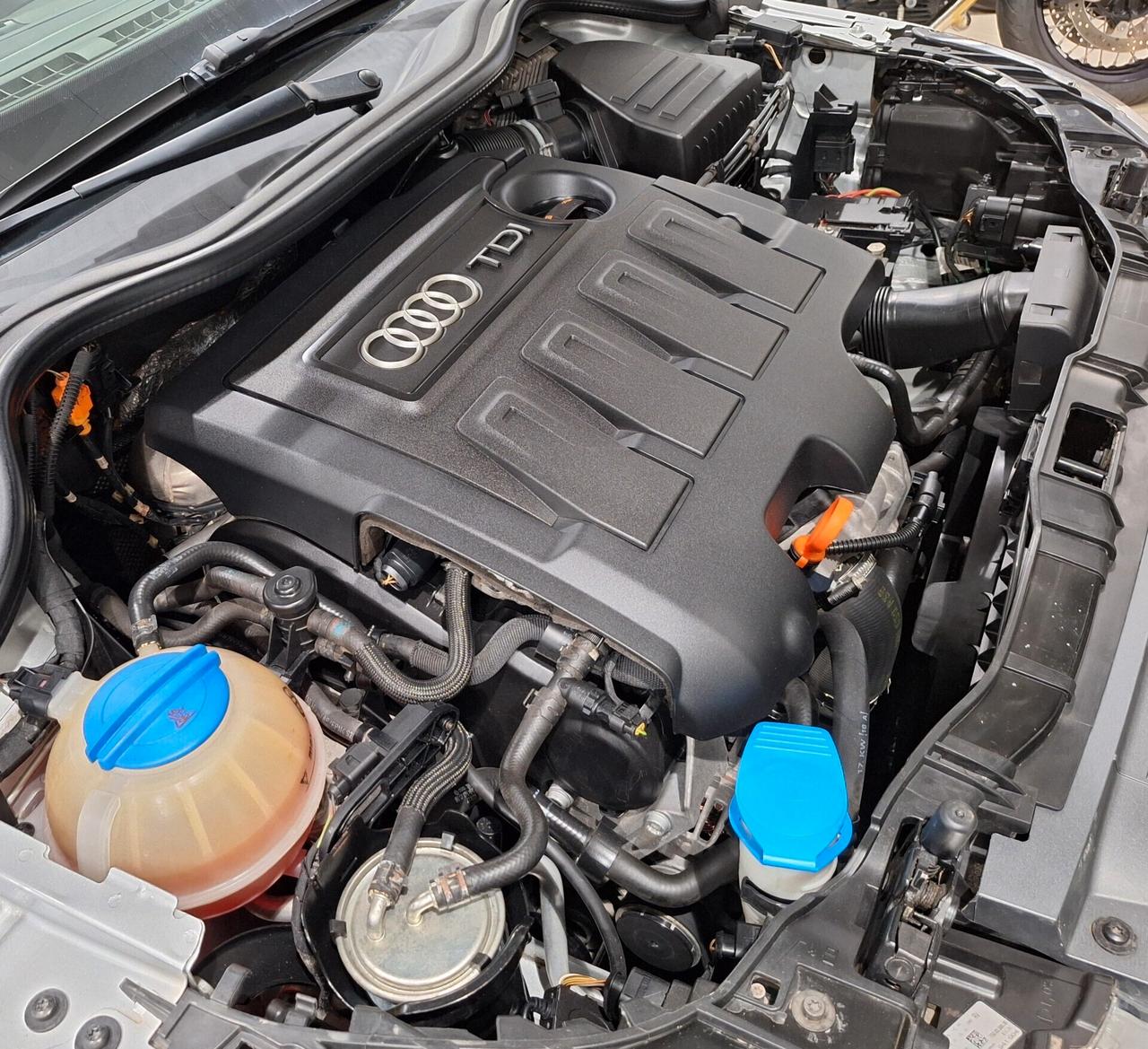 Audi A1 1.6 TDI 105 CV S-line PERMUTO