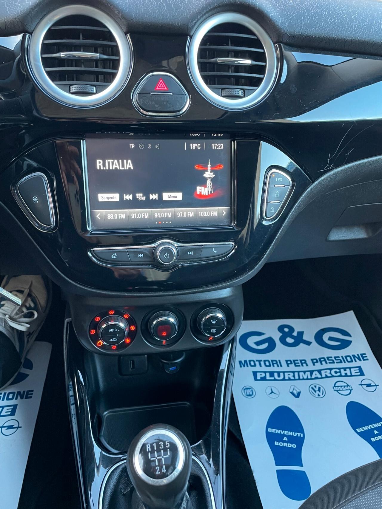 Opel Adam 1.4 87 CV GPL Tech Air