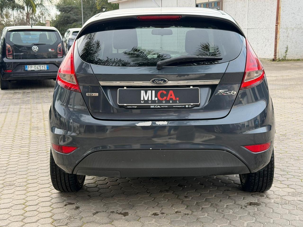 Ford Fiesta 1.4 TDCi 68CV 5 porte Titanium