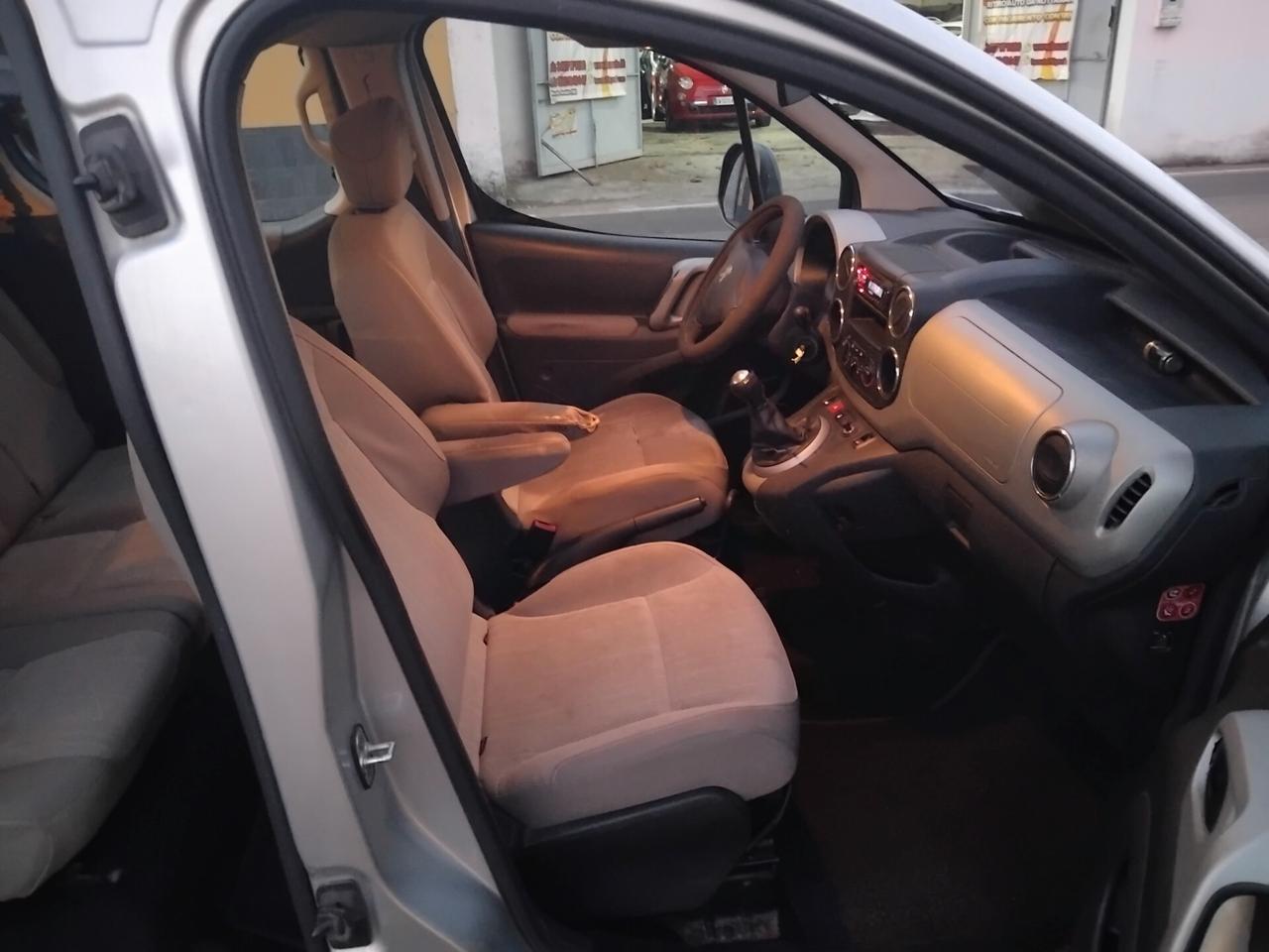 Peugeot Partner Tepee 1.6 HDi 90CV Outdoor 5 POSTI FURGONATO X NEO PATENTATI