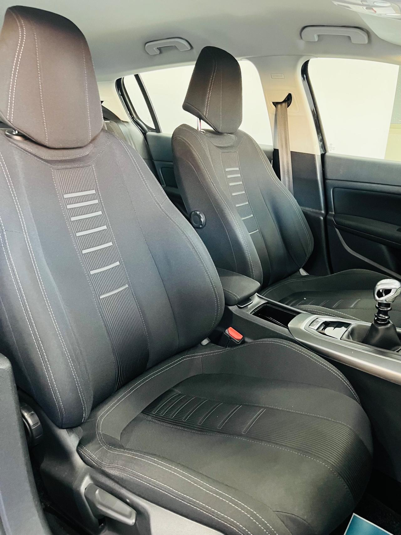 Peugeot 308 1.6 e-HDi 115 CV Allure anno 2014