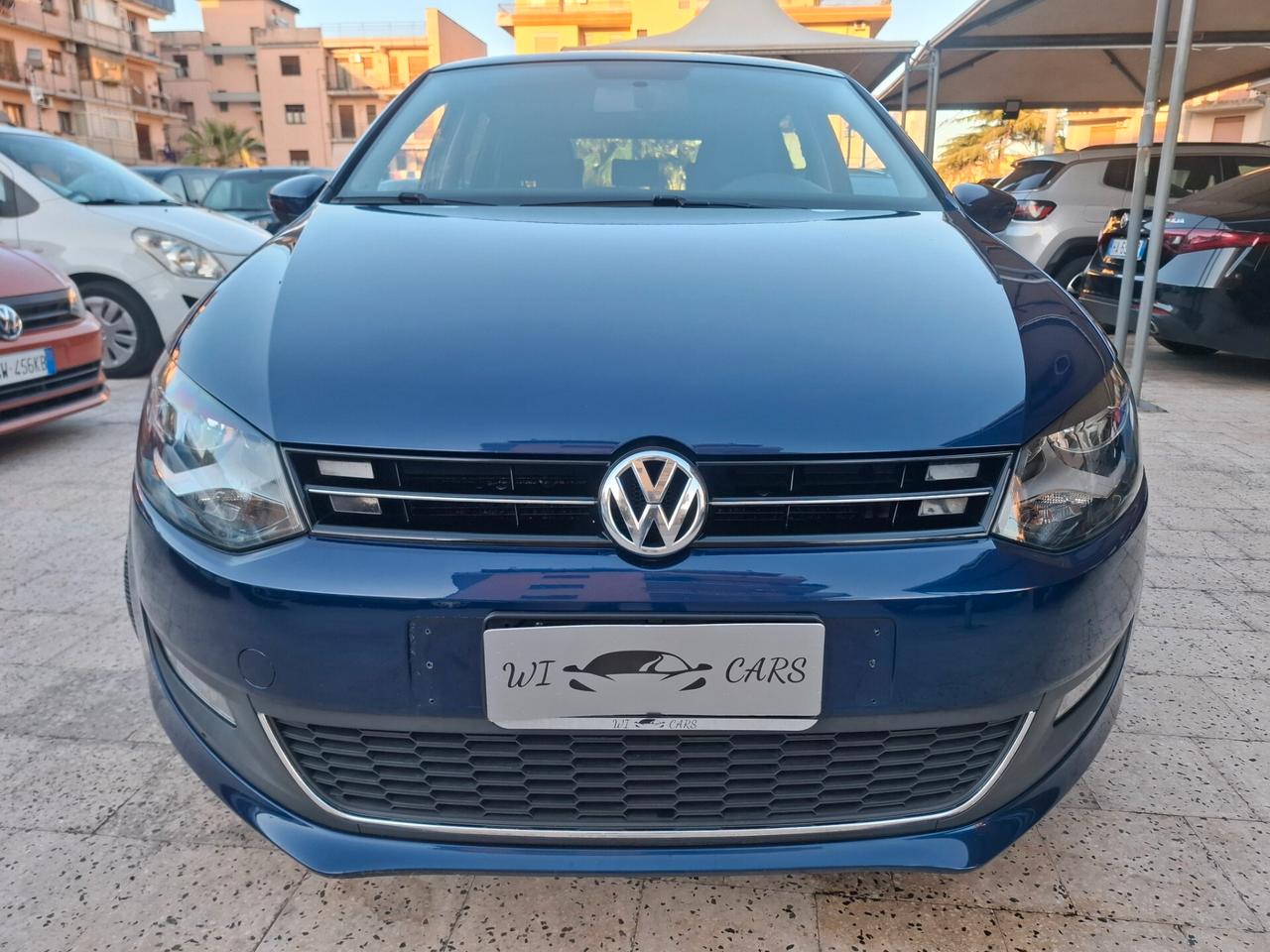 Volkswagen Polo - 1.6 TDI / Cambio automatico /