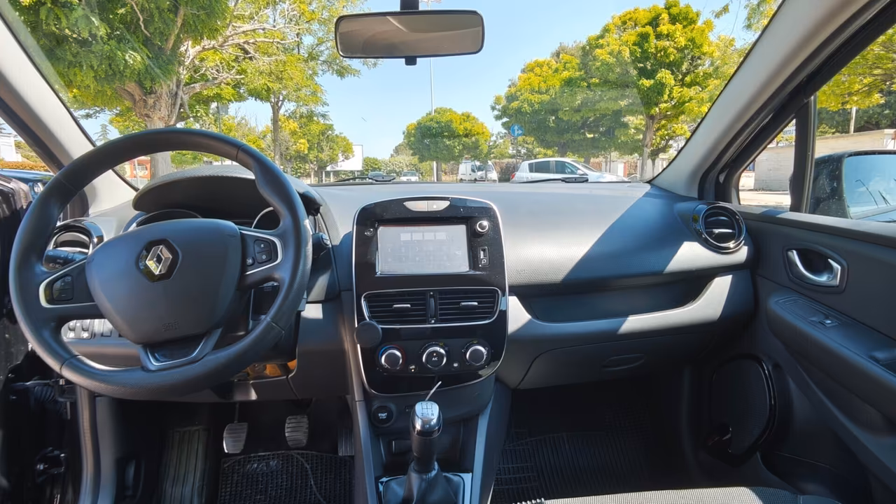Renault Clio Sporter 1.5 dCi 90 CV Moschino Zen