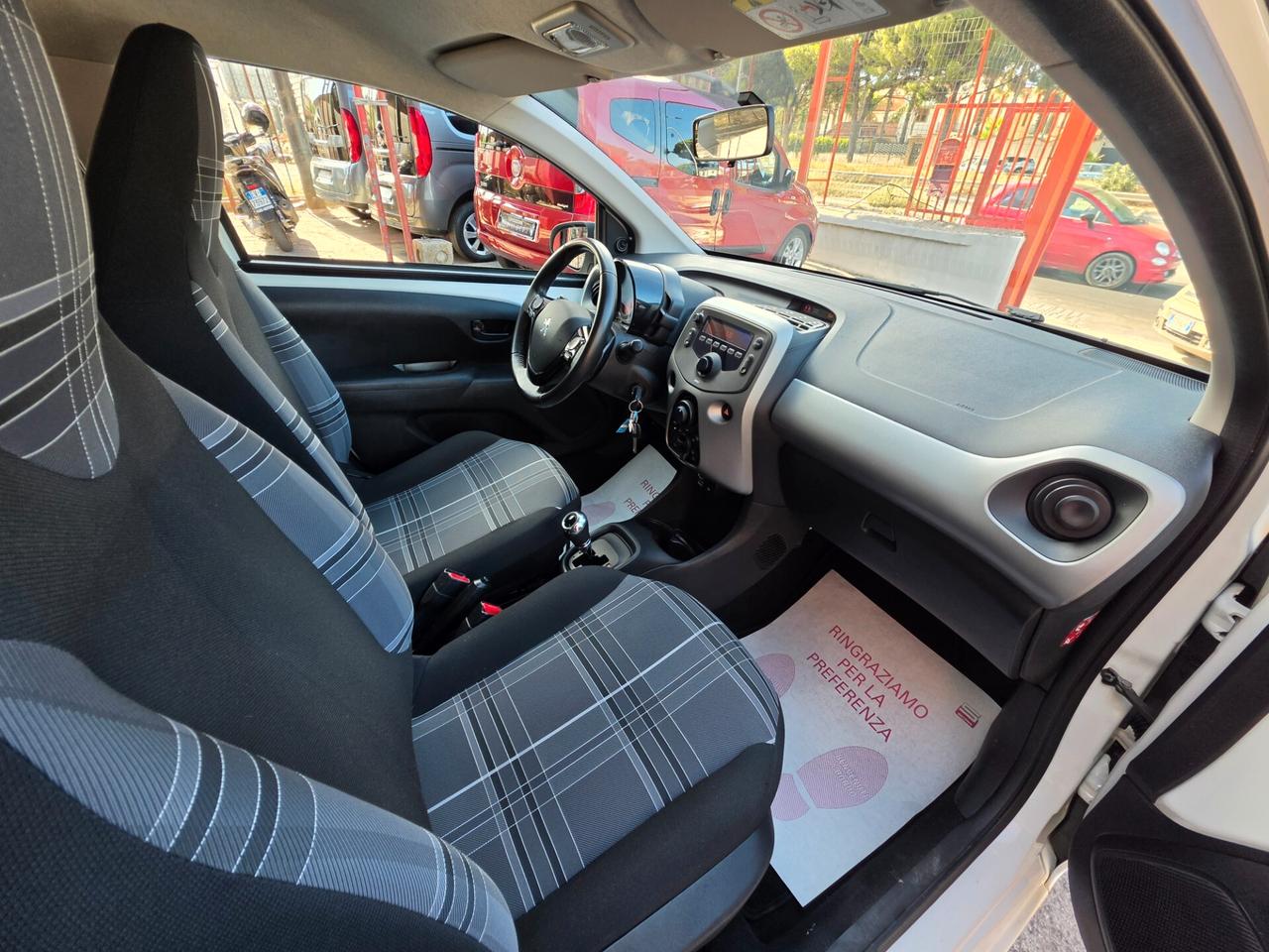 Peugeot 108 1,0 benzina 02/2018 Cv69 AUTOMATICA